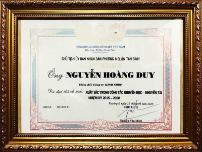 Giấy khen đạt thành tích xuất sắc công tác khuyến học khuyến tài nhiệm kỳ 2015 - 2020