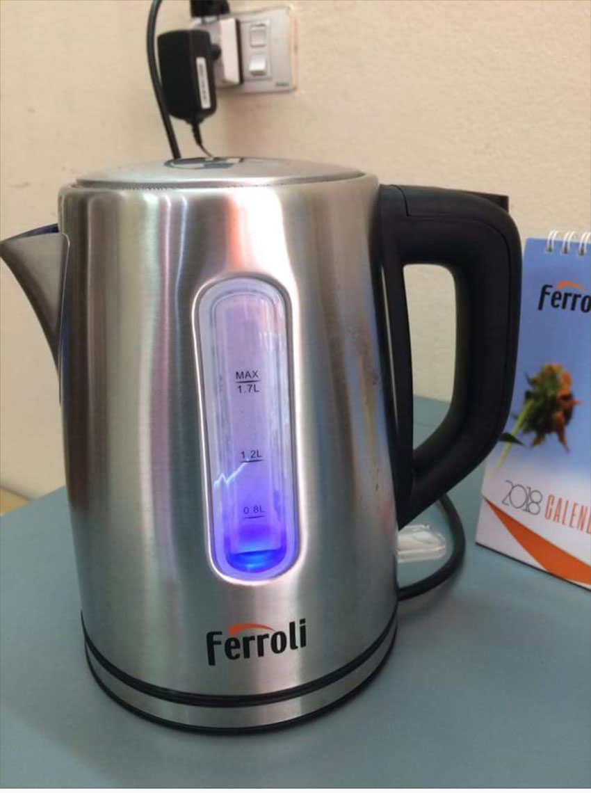 Ấm đun nước điện Ferroli FK1817-S - Hàng chính hãng