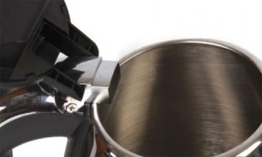 Chất liệu của ấm siêu tốc Inox Sunhouse SHKSS-180