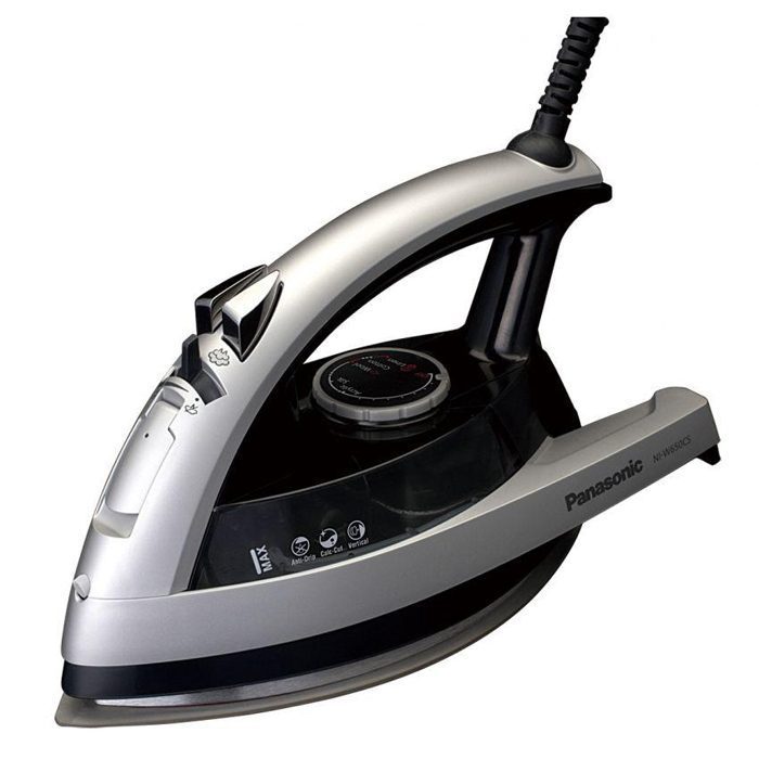 Bàn ủi hơi nước Panasonic NIW650CS - Hàng chính hãng