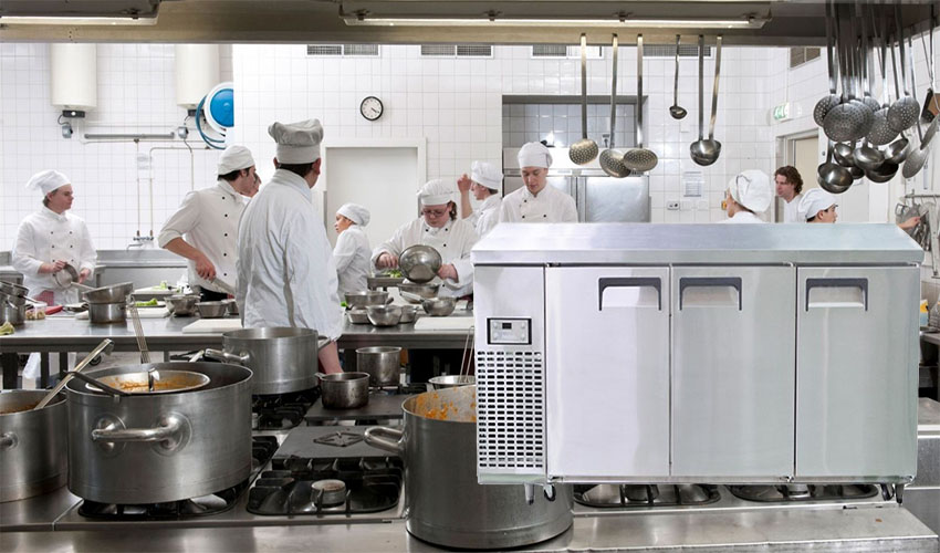 Bàn đông công nghiệp 3 cánh gián tiếp Happys HWI-1800TF - Hàng chính hãng