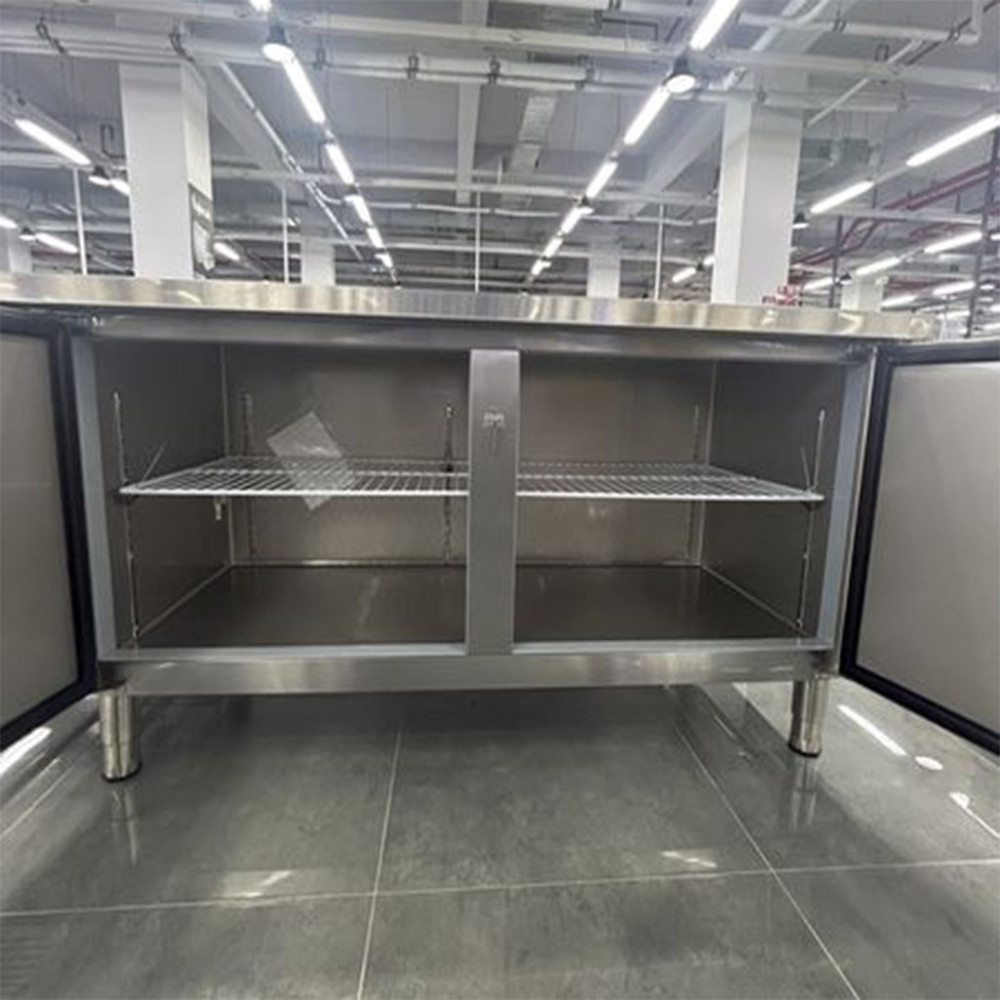 Bàn đông công nghiệp H&C CB0.4L2DF thiết kế 2 cánh khoang chứa rộng rãi 480L