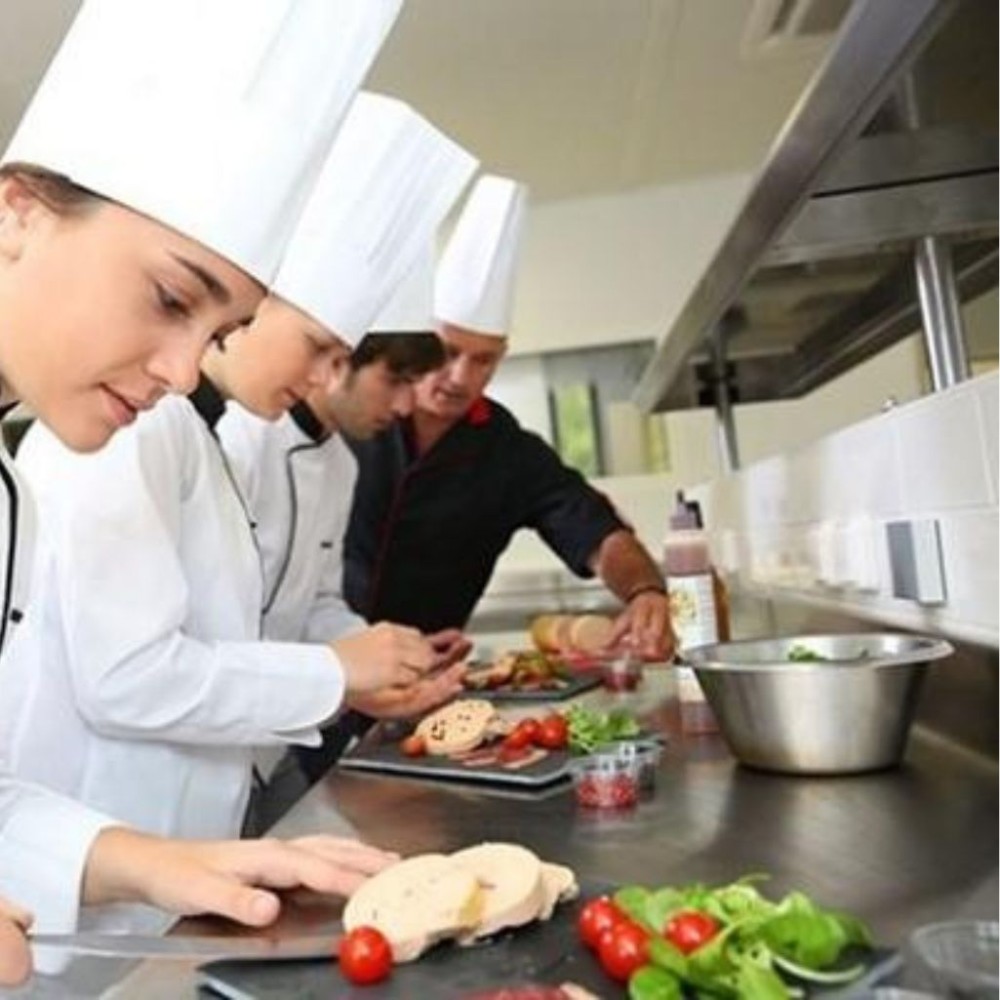 Bàn mát 3 cánh inox 1m8 Turbo Gold TG-18UC - Hàng chính hãng