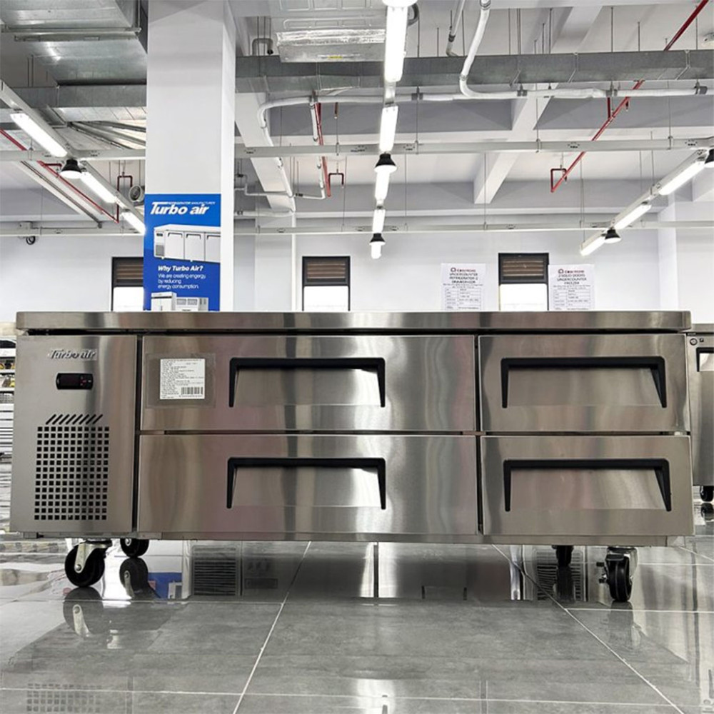 Bàn mát công nghiệp Turbo Air TCB15-4 - Hàng chính hãng