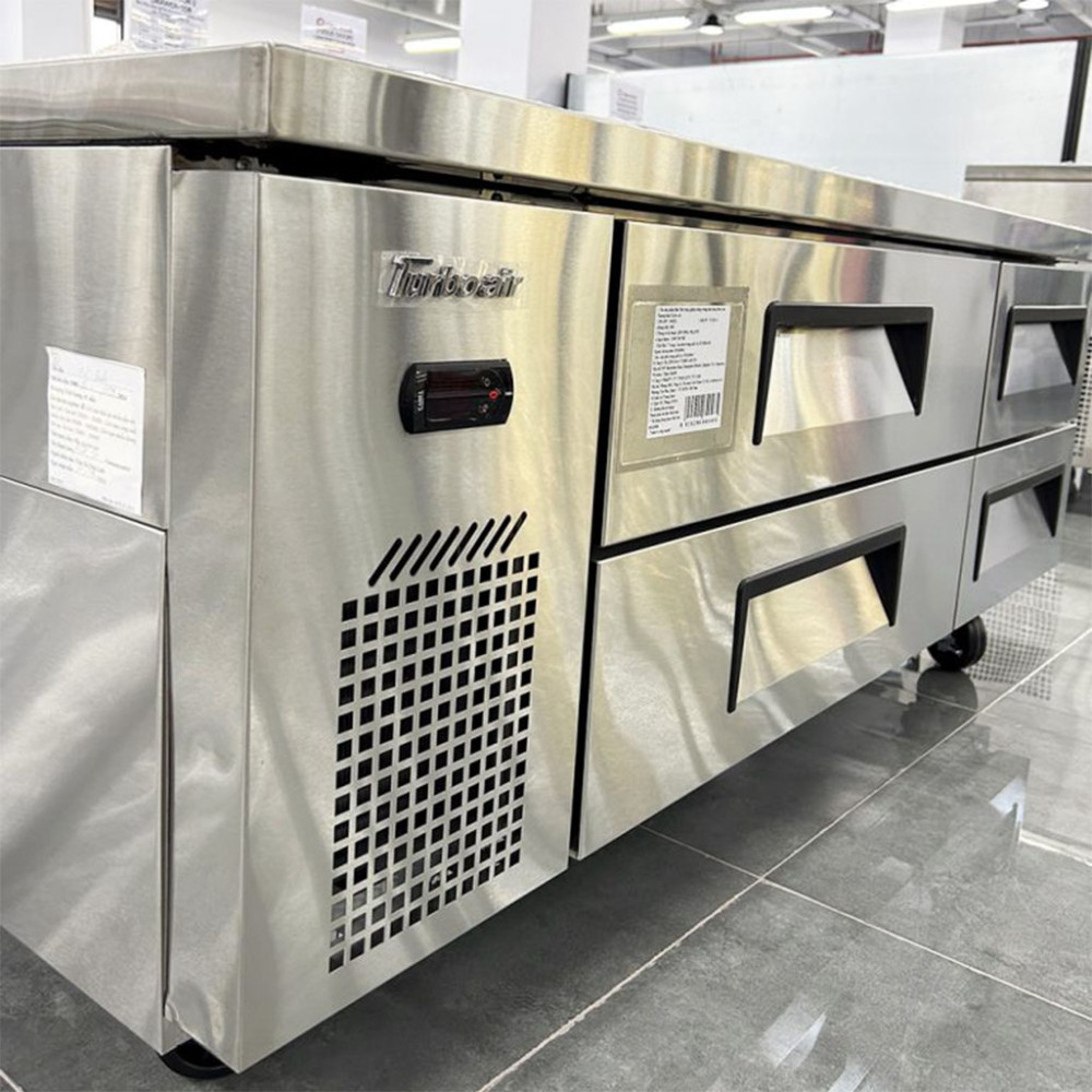 Bàn mát công nghiệp Turbo Air TCB15-4 - Hàng chính hãng