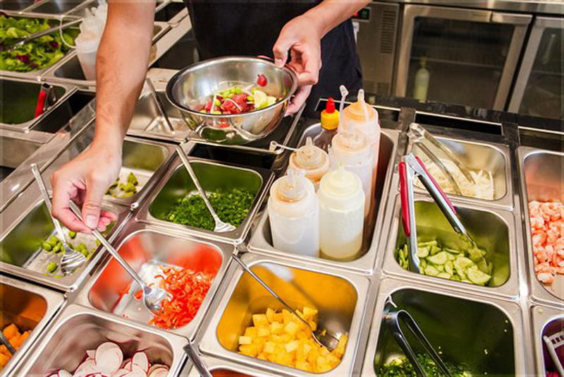 Bàn mát pizza 2 cánh Turbo Air KTR15-2 - Hàng chính hãng