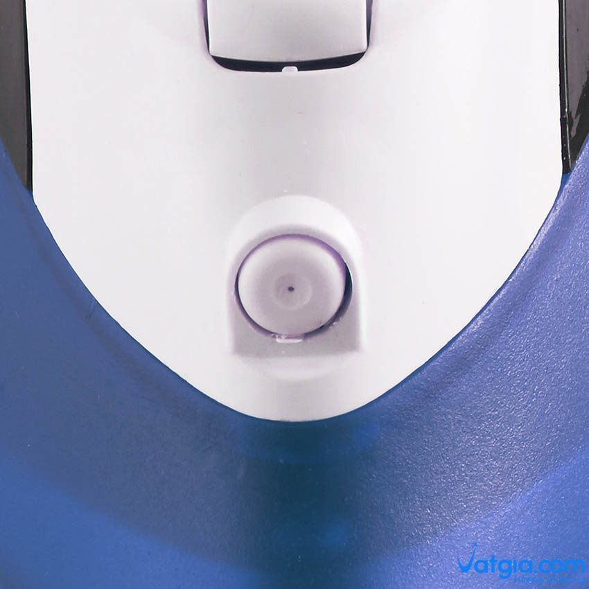 Bàn ủi hơi nước Lock&Lock ENI331BLU - Hàng chính hãng