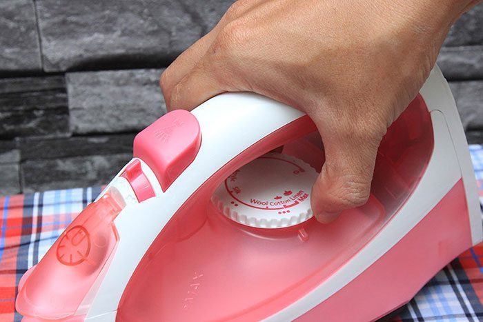 Bàn ủi hơi nước Panasonic PABU-NI-P300T