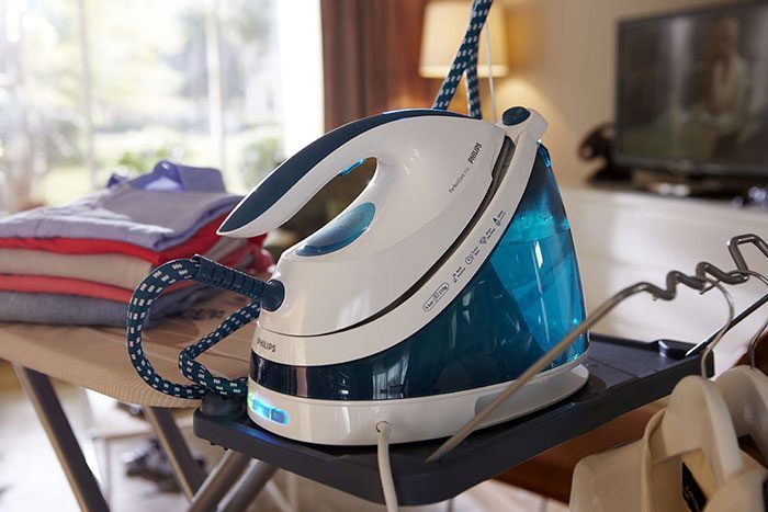 Bàn ủi hơi nước Philips GC7035 - Hàng chính hãng