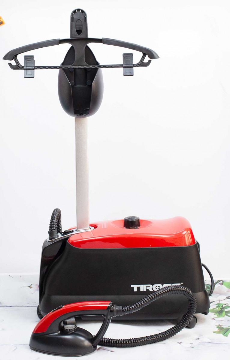Bàn ủi hơi nước đứng Tiross TS862 - Hàng chính hãng