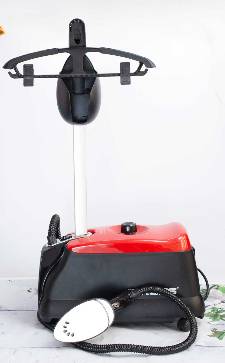 Bàn ủi hơi nước đứng Tiross TS862 - Hàng chính hãng