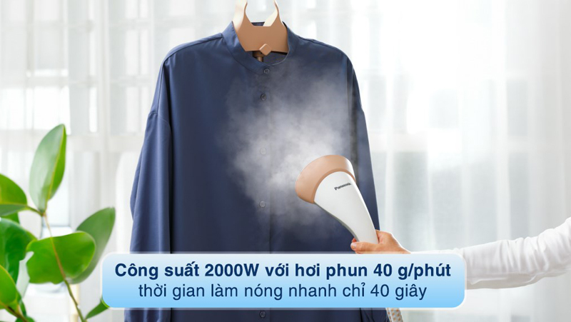 Bàn ủi hơi nước đứng Panasonic NI-GSG060WRA - Hàng chính hãng