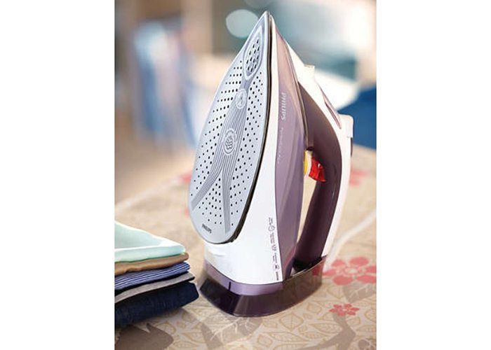 Bàn ủi hơi nước Philips GC4928