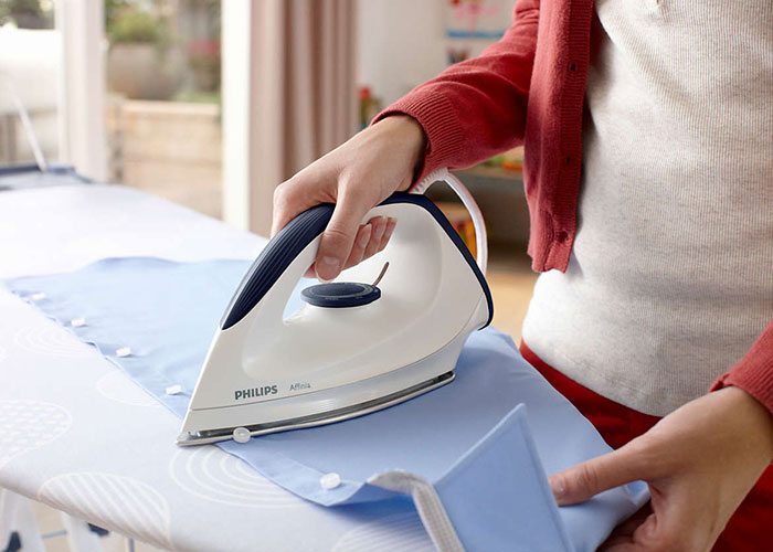 Bàn ủi khô Philips GC160