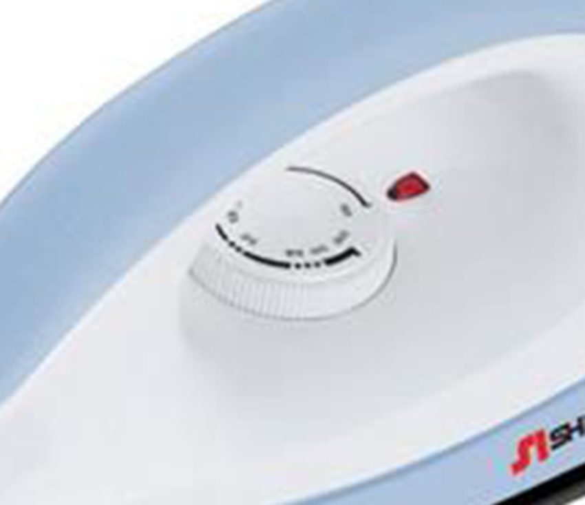 Bàn ủi khô Shinil Lock&Lock SEI-10DS - Hàng chính hãng