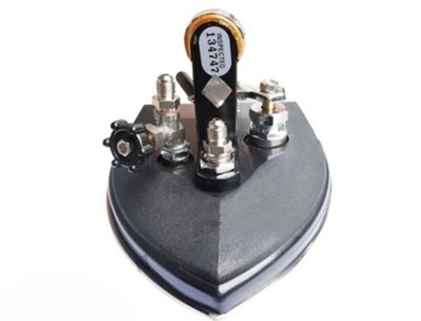 Bàn ủi toàn hơi Silver Star BS-8SC 