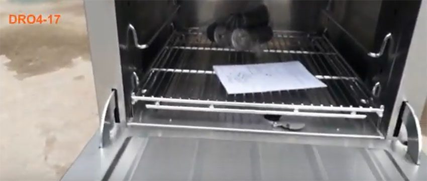 Bếp âu 4 họng có lò nướng Berjaya DRO4-17 - Hàng chính hãng