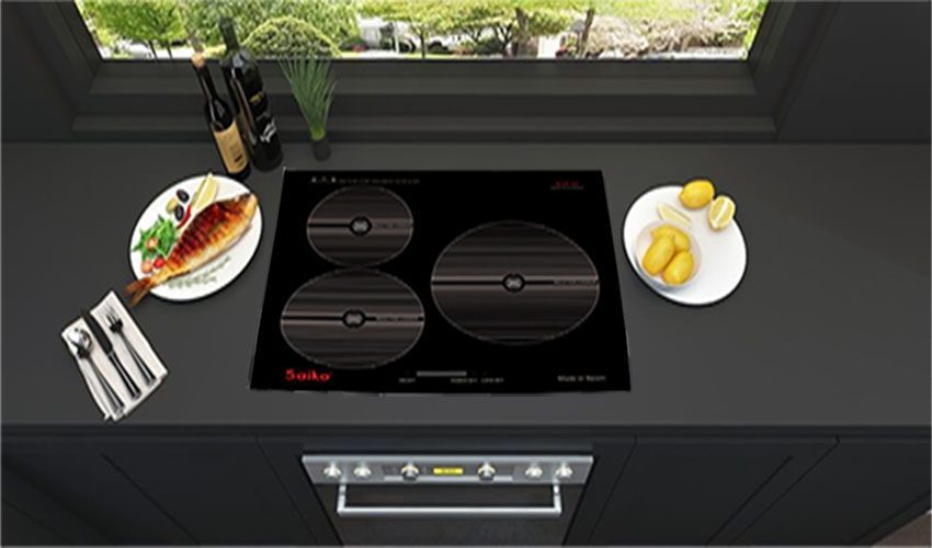 Bếp ba điện từ Saiko SK-6700 - Hàng chính hãng