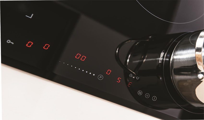 Bếp điện từ Amica IN7543ICSTK - Hàng chính hãng