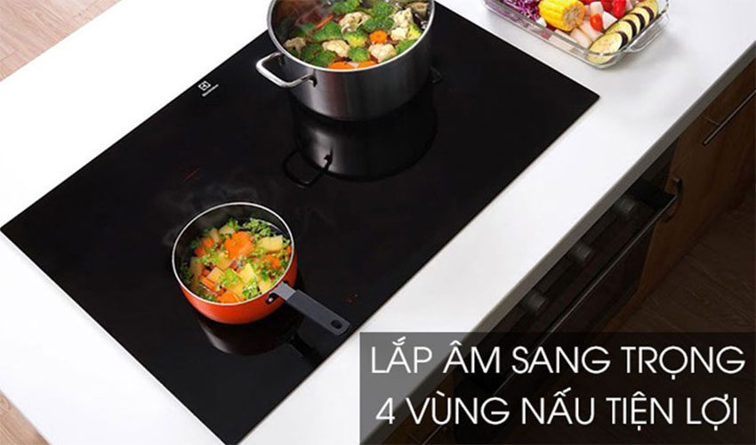 thiết kế lắp âm của Bếp điện từ Electrolux EHI845BB