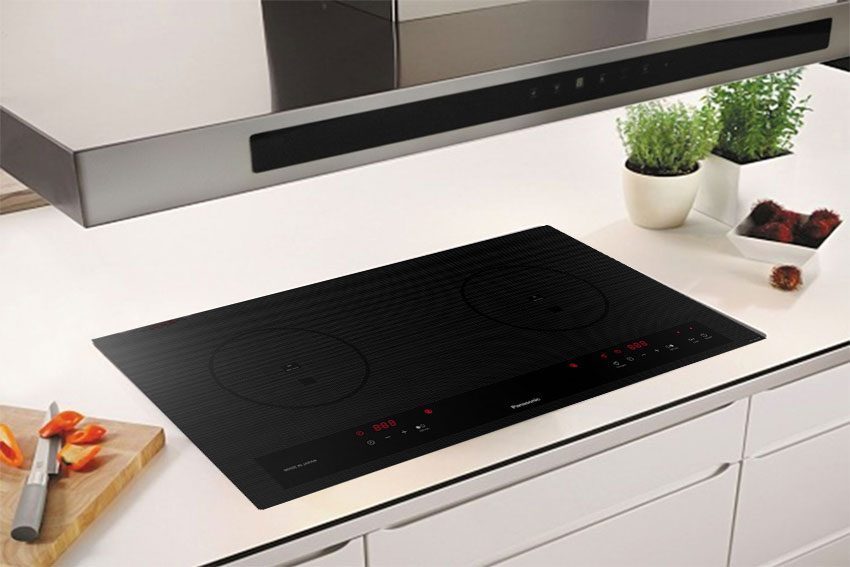 Thiết kế hiện đại, sang trọng của bếp điện từ âm kính Panasonic KY-A227E