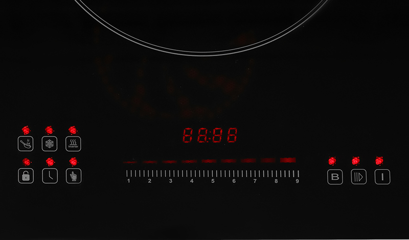 Bảng điều khiển cảm ứng siêu nhạy dễ dàng thao tác