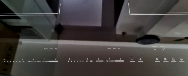 Bảng điều khiển cảm ứng dạng trượt với 9 cấp độ công suất