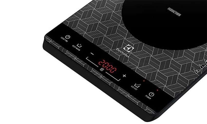 Bảng điều khiển của bếp điện từ đơn Electrolux ETD29PKB