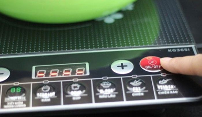 Bếp điện từ đơn Kangaroo KG365i (Ðen) kèm nổi lẩu - Hàng chính hãng