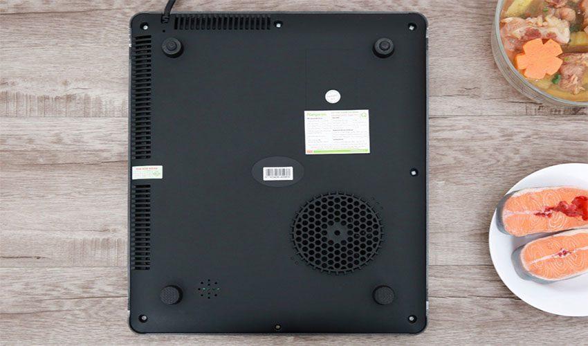 Quạt tản nhiệt của bếp điện từ đơn Kangaroo KG408I