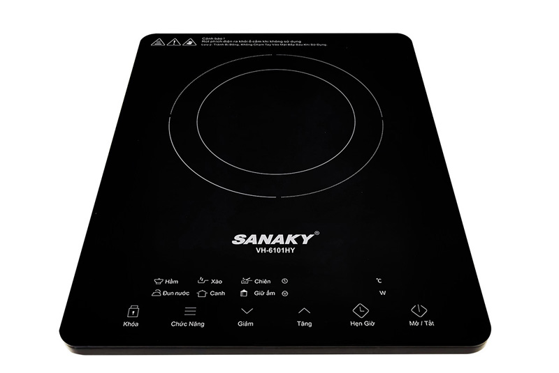 Mặt bếp sử dụng kính Crystal có khả năng chịu được nhiệt độ lên 800 độ C