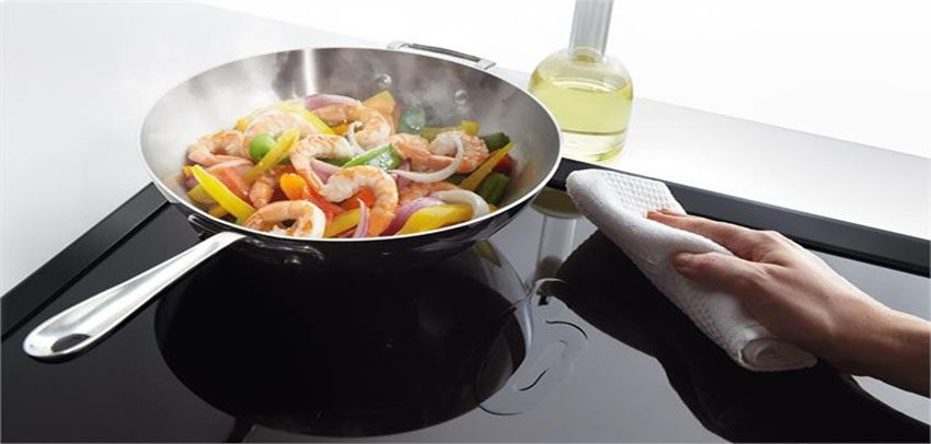 Thiết kế mặt kính chồng trầy Schott Ceran của bếp điện từ kết hợp hồng ngoại Steiger STG-MIX210