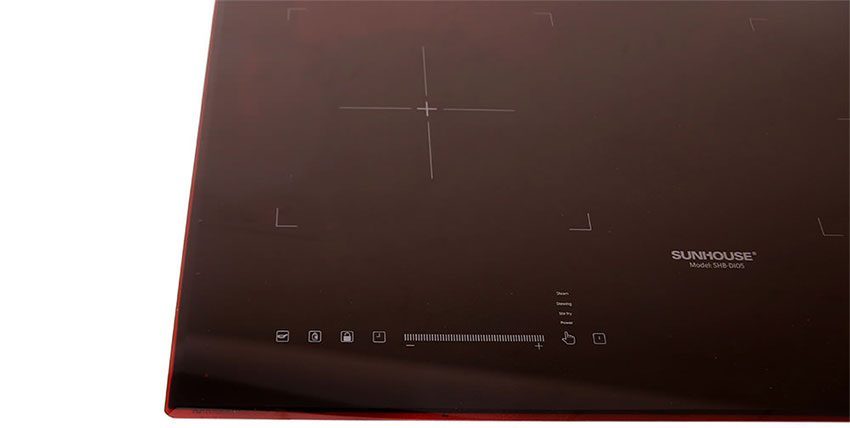 Bảng điều khiển cảm ứng tiện lợi của bếp đôi điện từ Sunhouse SHBDI05