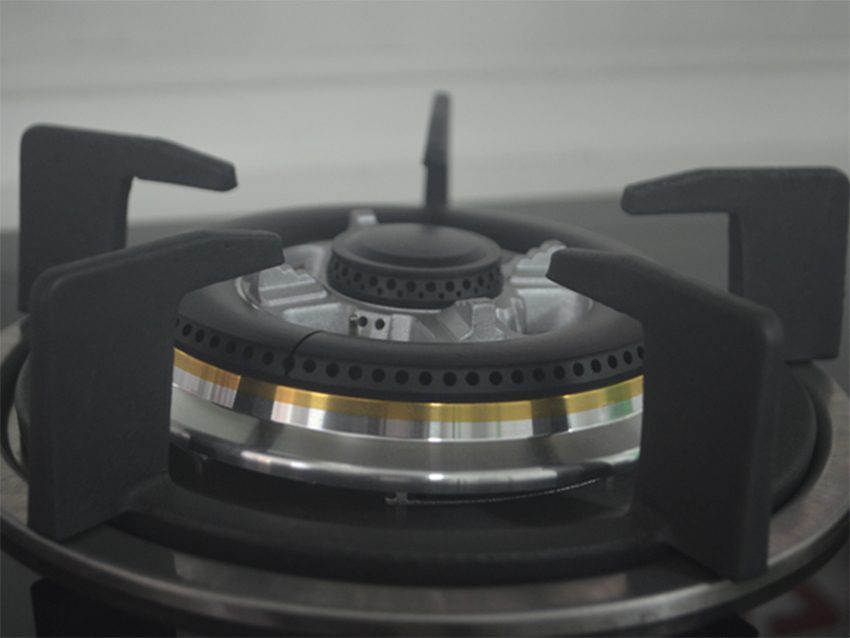 Chất liệu của bếp gas âm Taka TK-208C2