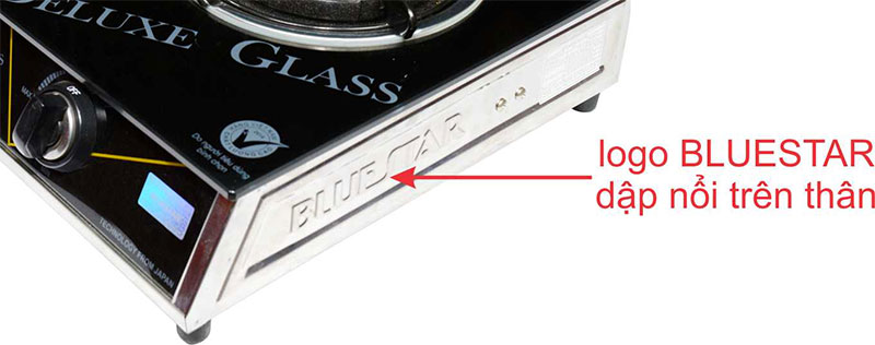 Bếp gas đôi Bluestar NG-5180G thiết kế logo dập nổi trên thân