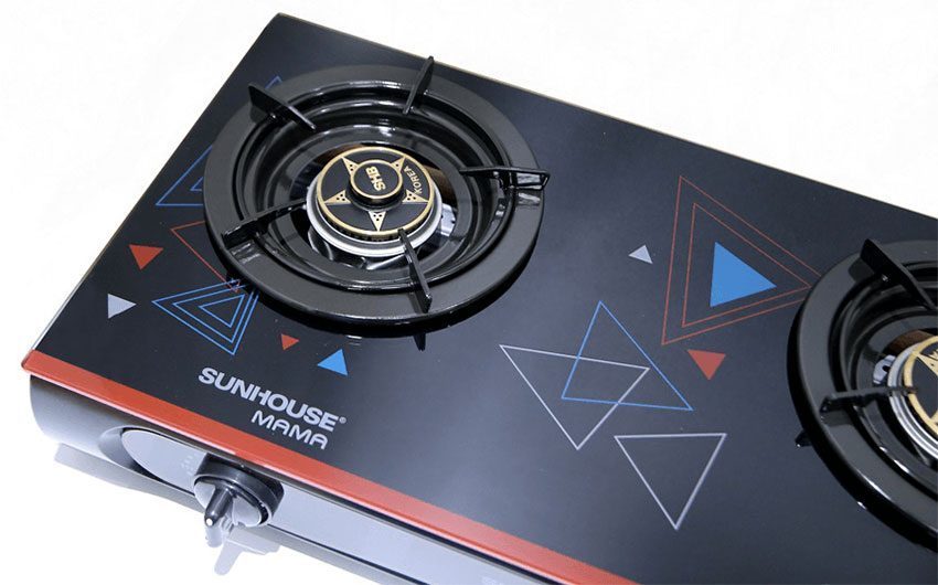 Chất liệu bề mặt kính của bếp gas dương kính Sunhouse Mama MMB0782S