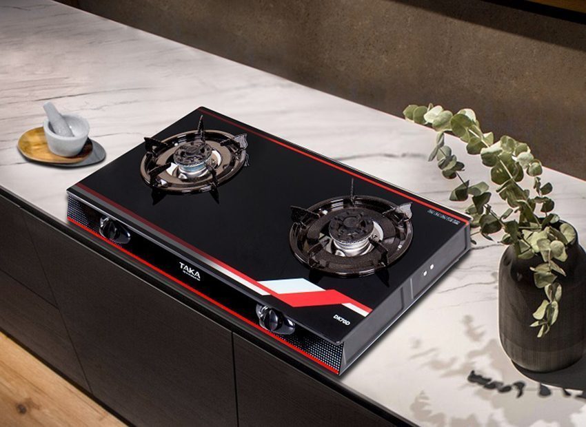 Bếp gas dương kính Taka DK70D - Hàng chính hãng