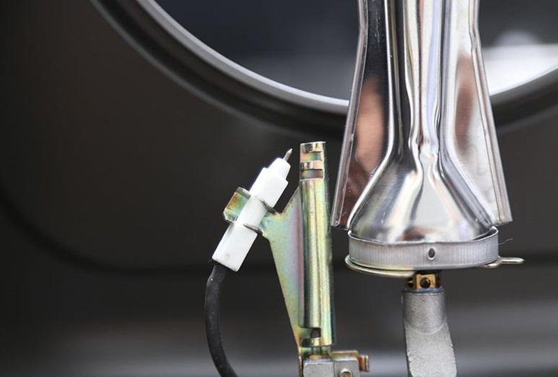 Ống điếu bằng Inox chịu nhiệt tốt, chống biến dạng khi nấu ở nhiệt độ cao, tốc độ bắt lửa nhanh.