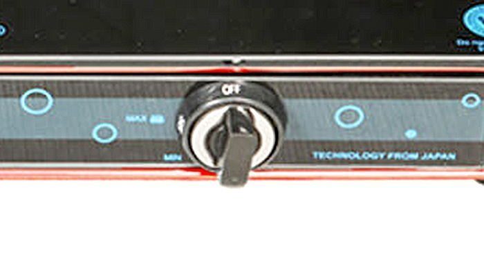 Bếp gas đôi hồng ngoại Bluestar NG-718C Slim - Hàng chính hãng