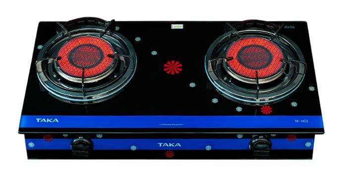 Bếp gas hồng ngoại Taka TK-HG3 đang nấu