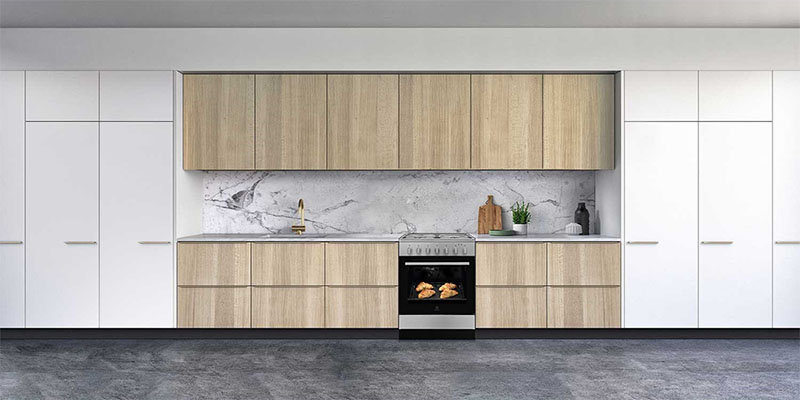 Bếp gas kết hợp lò nướng Electrolux LKM620000X - Hàng chính hãng