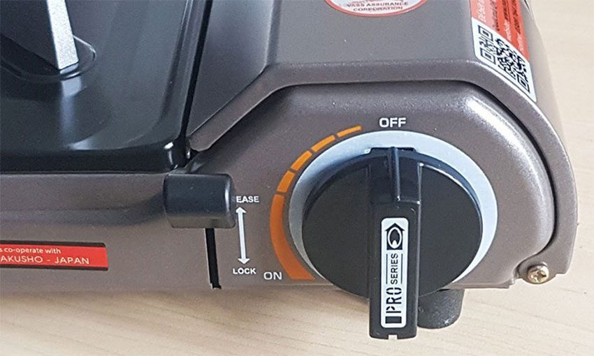 Núm xoay điều chỉnh của bếp gas mini Namilux PL2013PF