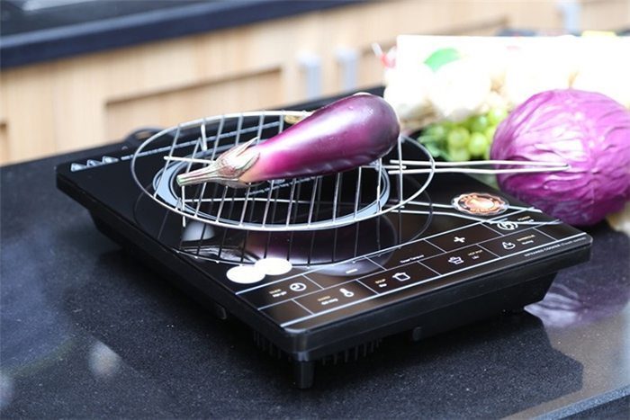 Bếp hồng ngoại Comet CM5528