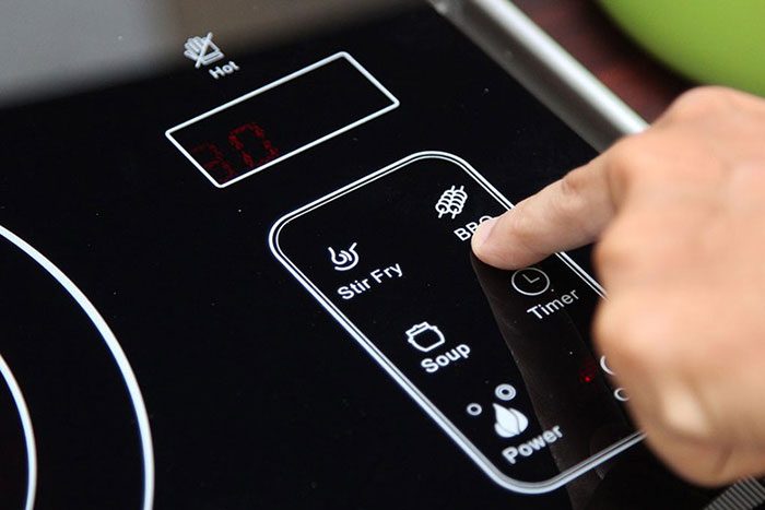 Bếp hồng ngọai Whirlpool ACT312/BLV