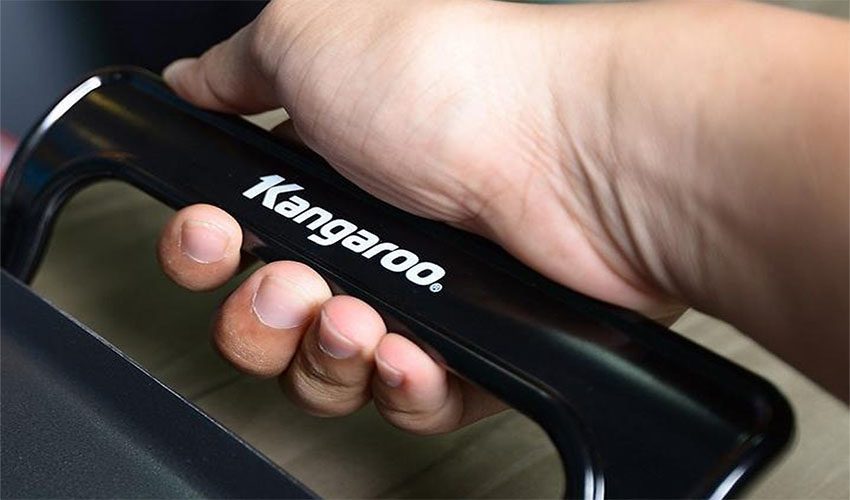 Tay cầm của bếp nướng điện Kagnaroo KG198