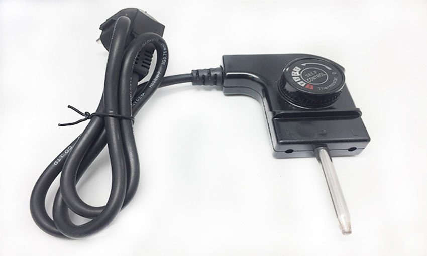 Núm xoay điều chỉnh nhiệt độ của bếp nướng điện Matika MTK-4928