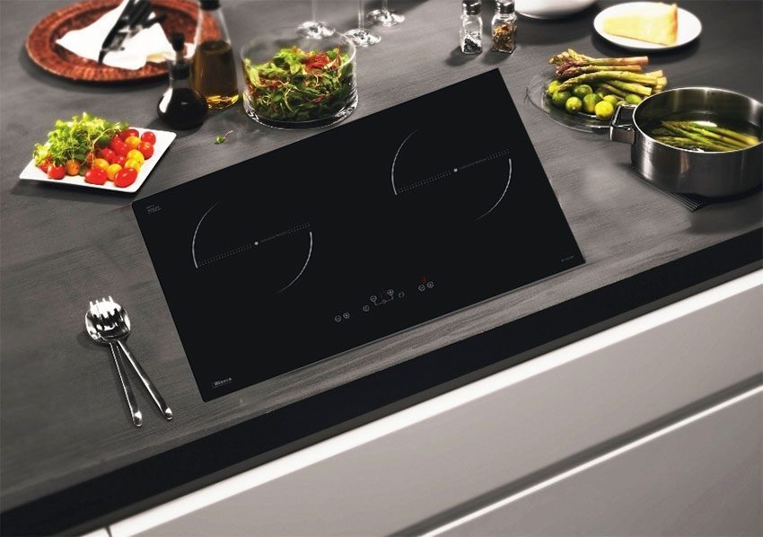 Bếp từ Binova BI-102-SP với thiết kế sang trọng