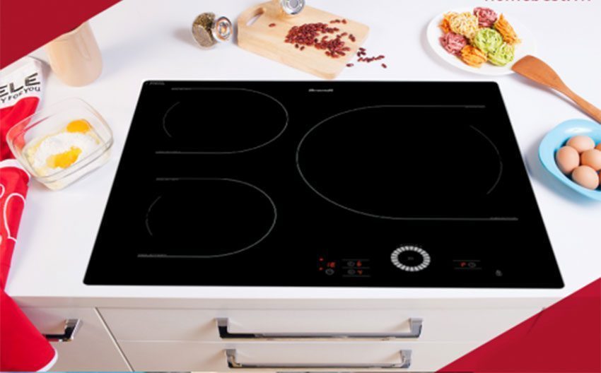 Thiết kế lawso âm hiện đại, sang trọng của bếp từ ba âm kính Brandt TI1028B