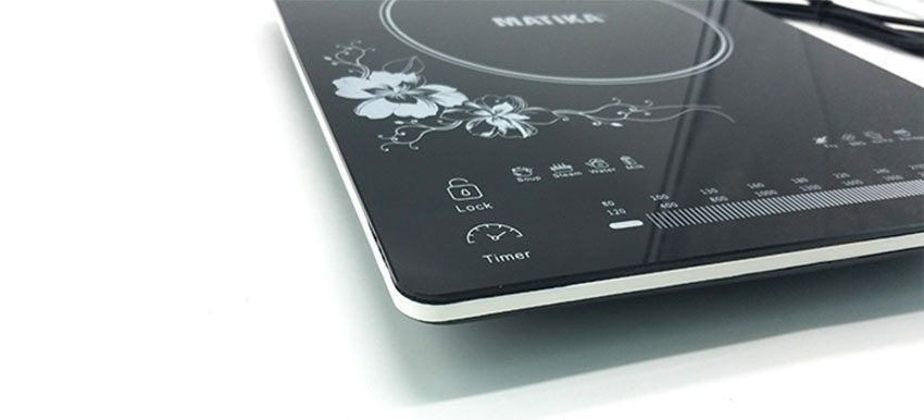 Bếp từ đơn cao cấp Matika MTK-2117 với mặt kính chịu nhiệt độ cao hiệu quả