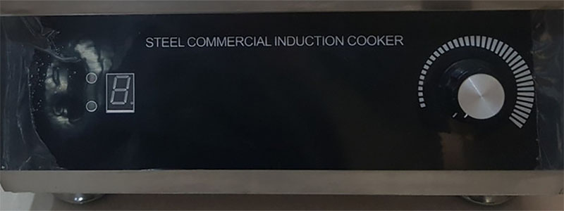 Bảng điều khiển của Bếp từ đơn công nghiệp Akita Japan 5000W mặt lõm